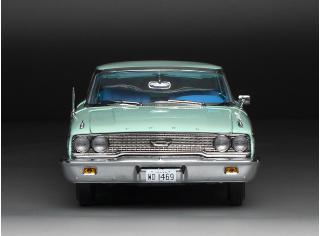 Ford Galaxie 500/XL Hardtop 1963 – Glacier Blue SunStar Metallmodell 1:18